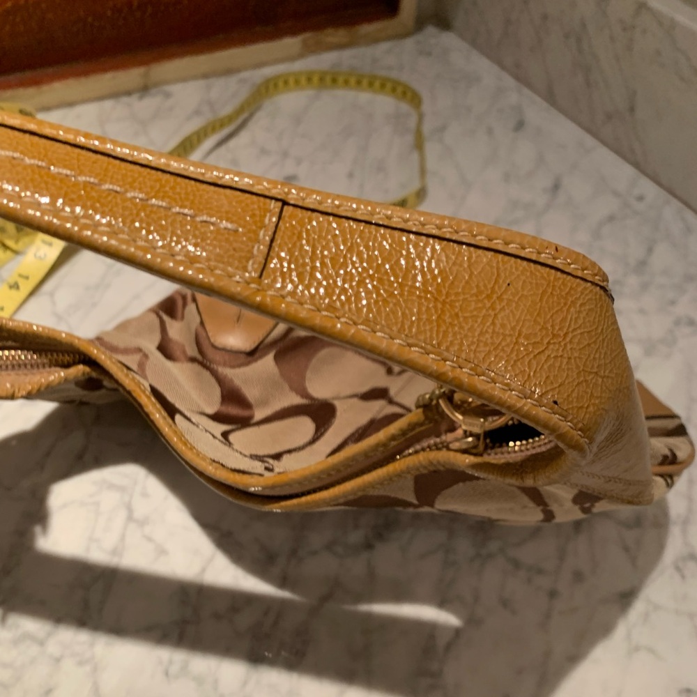 🌸COACH VINTAGE HOBO HANDBAG🌸NWOT🌸NEVER USED! EXCELLENT CONDITION! - Picture 4 of 9